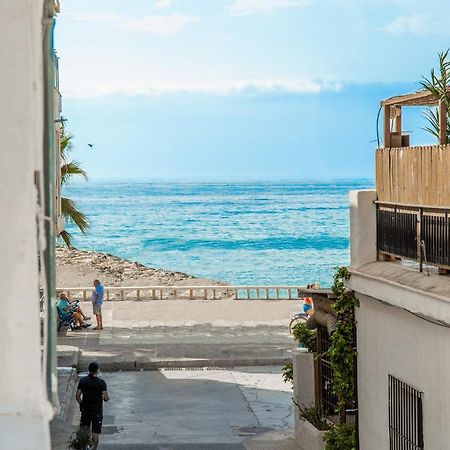 C2 - Seaside Pedregalejo 3 Bedrooms Apartment مالقة المظهر الخارجي الصورة